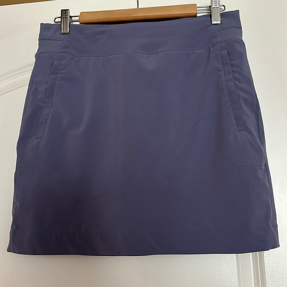 Athleta 16” Brooklyn Skort size 8